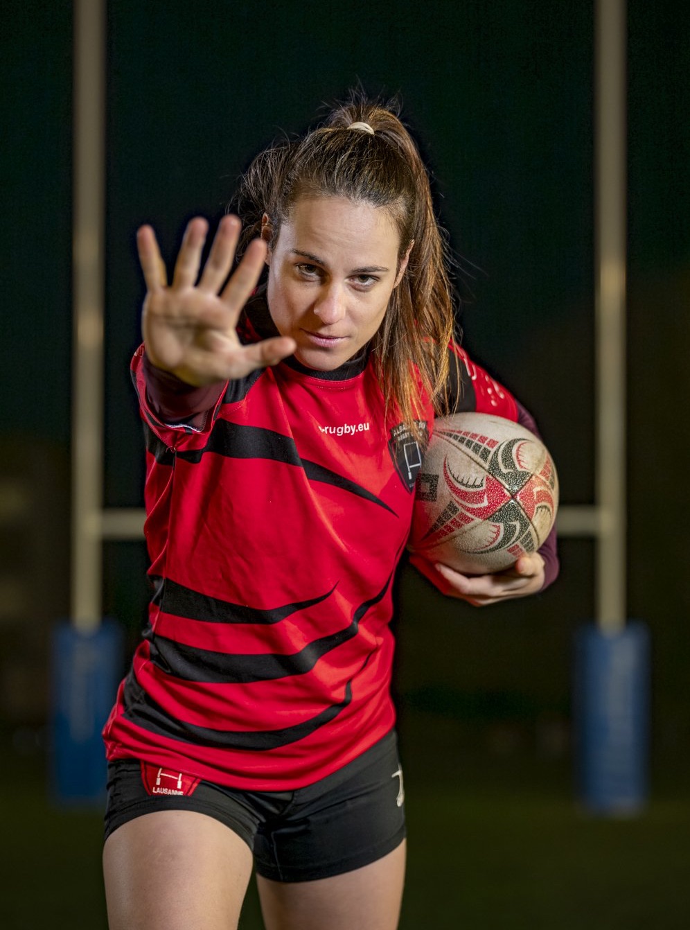 Michael Photographie Albaladejo Rugby Club Lausanne portrait joueuse charge
