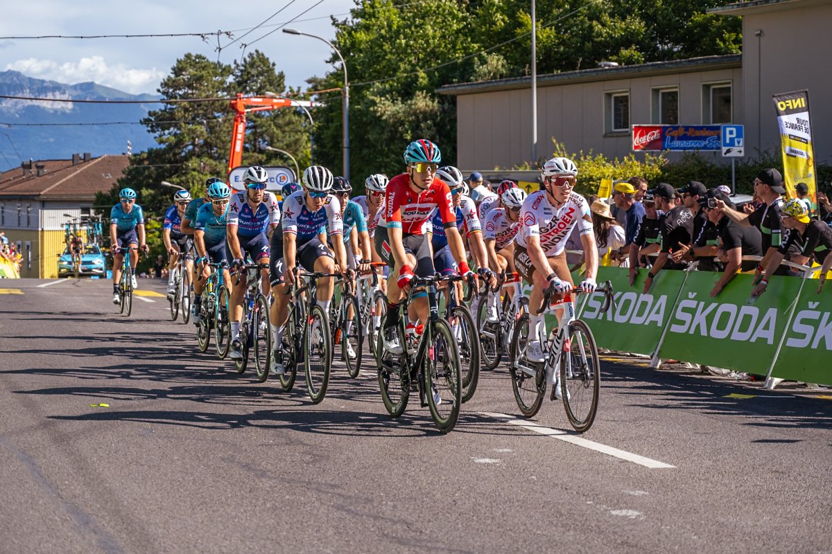 Michael Photographie tour de France à Lausanne groupe de cycliste